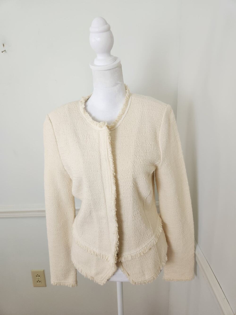 Anthropologie Ettwa Blazer Jacket Small Womens Bardot Boucle Fringe Zip Cream